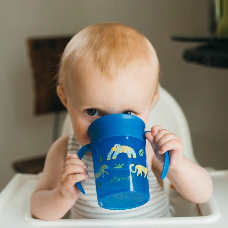 Vaso 360° con asas 200ml 6M+ Dr. Brown's, Azul y Rosado