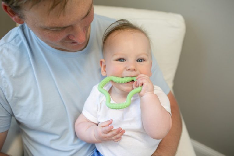 Mordedor flexible en forma de "A", Verde Dr. Brown's