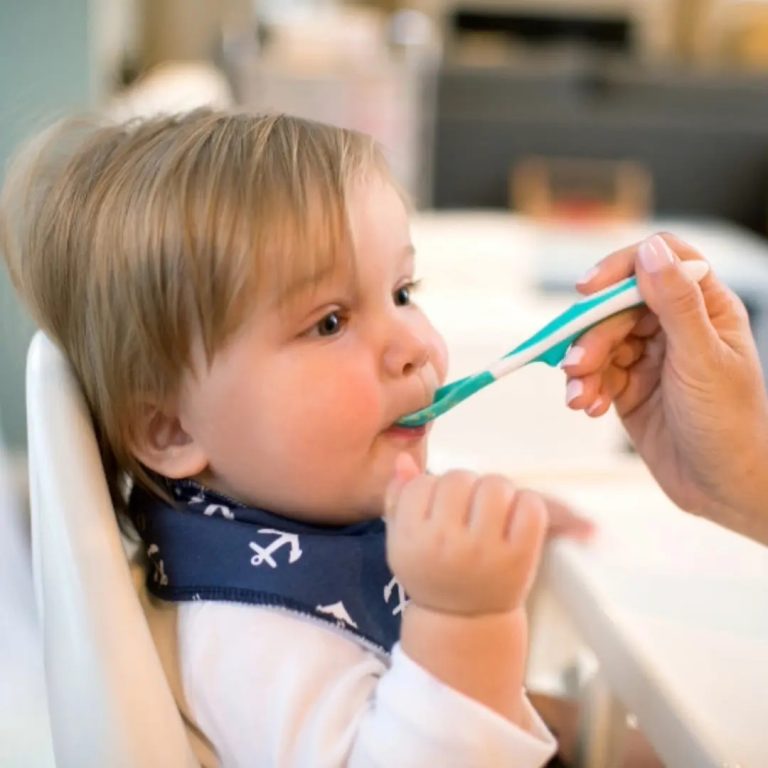 Pack 4 Cucharas punta blanda 4M+ Dr. Brown's