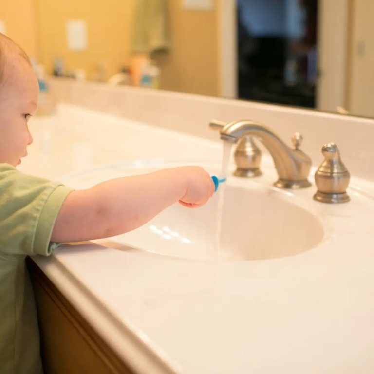 Cepillo de Dientes para Bebés y Niños Pequeños 0-3 años Elefante azul Dr.Brown's