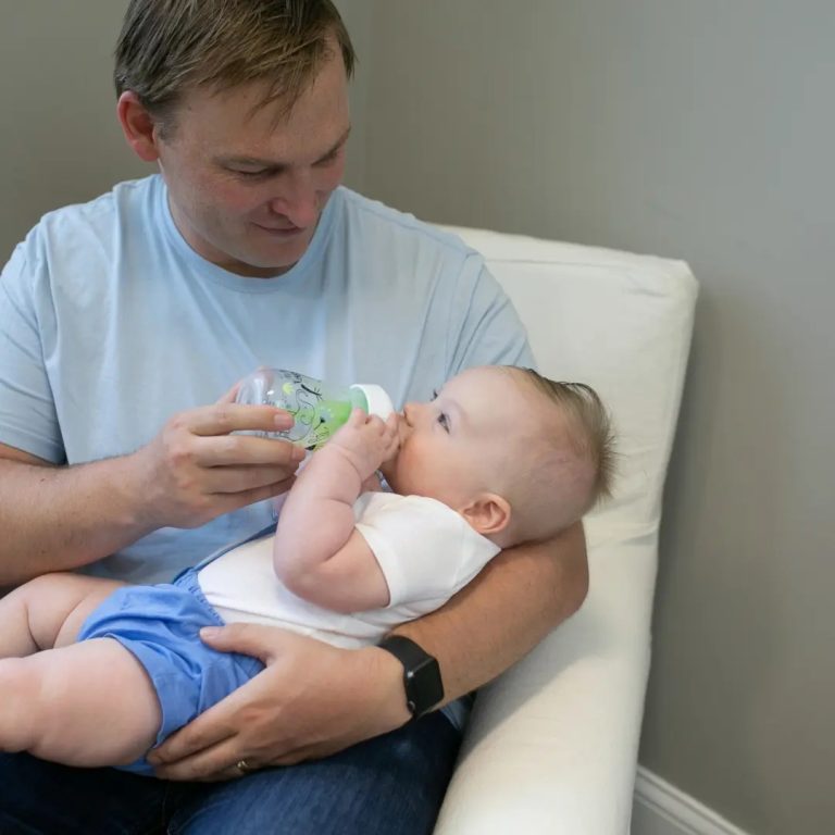 Mamadera Boca Ancha Options+ 150ml, Elefante & Jirafa en la Jungla Dr. Brown's