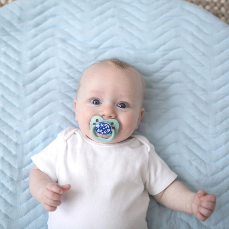 Chupete Advantage Noche, Océano Azul 0-6M, 2UN  Dr. Brown's